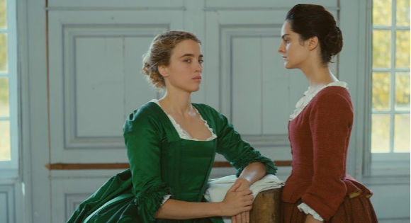 Adèle Haenel as Héloïse and Noémie Merlant as Marianne in Portrait of a Woman on Fire