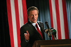 Chris Cooper as Dickie Pilager
