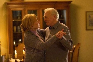 Shirley MacLaine as Elsa and Christopher Plummer as Fred