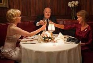 Scarlett Johansson as Janet Leigh, Anthony Hopkins as Alfred Hitchcock, and Helen Mirren as Alma Reville