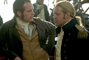 Russell Crowe as Aubrey and Paul Bettany as Maturin