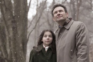 Ananya Berg as ten-year-old Joe and Christian Slater as Joe's father