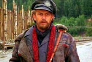 Kevin Costner as the vagabond drifter in The Postman