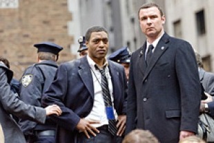 Chiwetel Ejiofor as Peabody and Live Schreiber as Winter