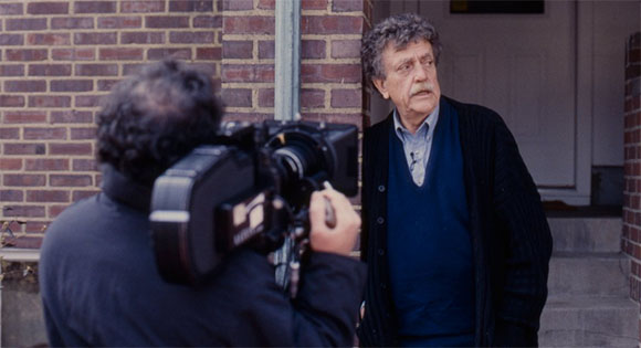 Kurt Vonnegut being flmed by Robert Weide