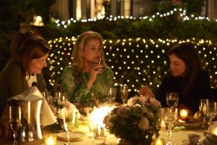 Chiara Mastroianni as Sylvie, Catherine Deneuve as Madame and Charlotte Gainsbourg as Sophie