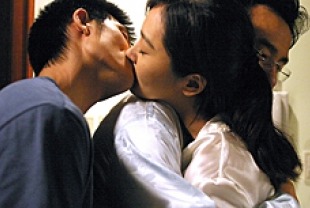 Lee Seung-yeon, Kwon Hyuk-ho as Min-kyu, and Jae Hee