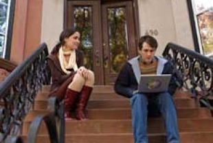 Rose Byrne as Beth and Hugh Dancy as Adam
