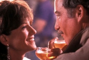 Holly Hunter as Dorinda and Richard Dreyfuss as Pete