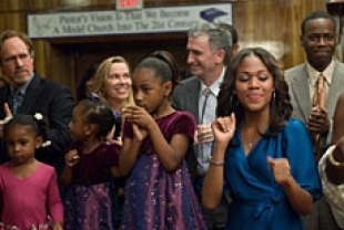 Nicole Behaire as Dee in church