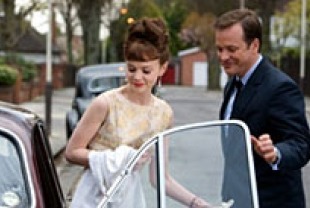 Carey Mulligan as Jenny and Peter Sarsgaard as David