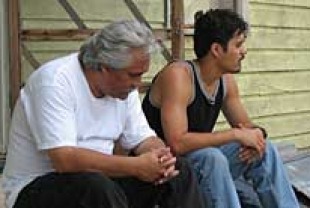 Pedro Castaneda as Jaime and Abel Becerra as Victor