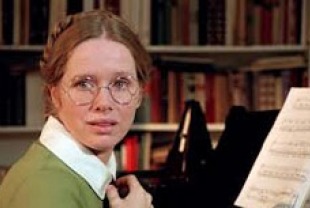 Liv Ullmann as Eva