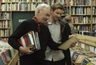 Christopher Plummer as Hal and Ewan McGregor as Oliver