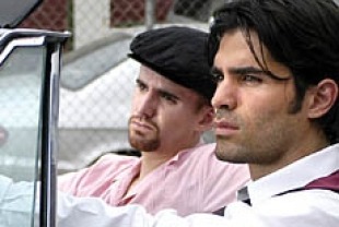 Eduardo Verastegui (front) as Jose