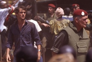 Hugh Dancy as Joe Connor