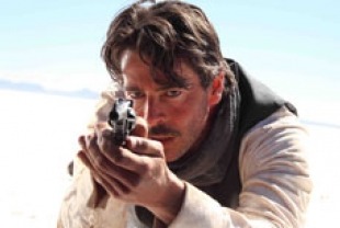 Eduardo Noriega as Eduardo