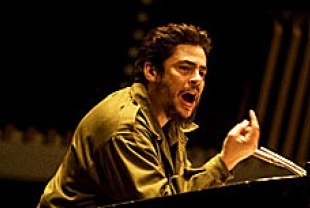Benicio Del Toro as Ernesto 'Che' Guevara