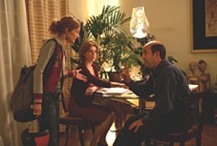 Alba Rohrwacher as Alice, Margherita Buy as Elsa, and Antonio Albanese as Michele