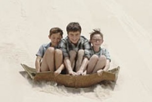 Daniel Radcliff as Maps (center)