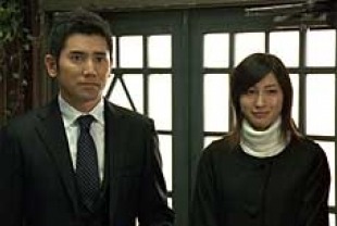 Masahiro Motoki as Daigo and Ryoko Hirosue as Mika