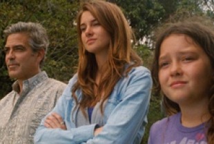 George Clooney as Matt, Shailene Woodley as Alex and Amara Miller as Scottie