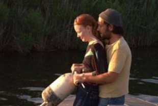 Paul Rudd as Hunt and Lauren Ambrose as Zoe