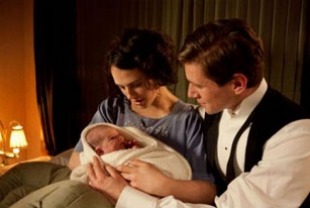 Jessica Brown Findlay as Lady Sybil and Allen Leech as Tom