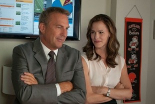 Kevin Costner as Sonny Weaver Jr. and Jennifer Garner as Ali