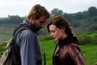 Matthias Schoenaerts as Gabriel and Carey Mulligan as Bathsheba
