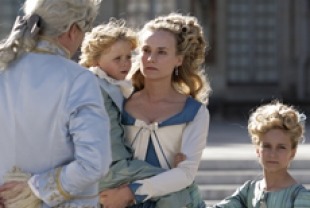 Lea Seydoux as Sidonie