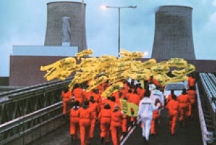 Greenpeace protest at nuclear plant