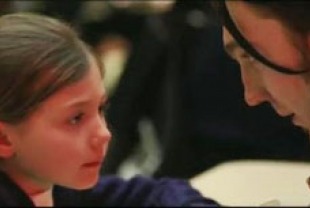Shaylena Mandigo as Ellen and Paul Dano as Joby