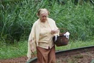 Sonia Guedes as Madalena