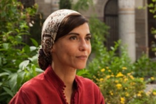 Lubna Azabal as Leila