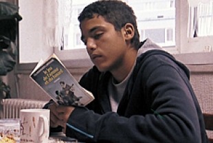 L'Esquive (Games of Love and Chance)