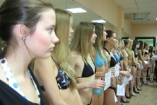 Aspiring models in Russia