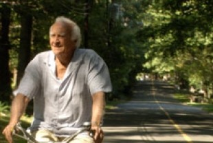 Robert Loggia as Siv 