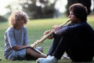Julie Christie as Betty and Warren Beatty as Joe