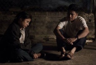 Lorena Vazquez as Lorena and Pedro Santos as Pedro