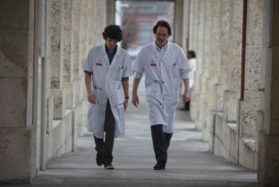 Vincent Lacoste as Benjamin and Reda Kateb as Abdel