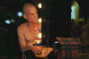 Denis Lavant as Oscar