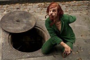 Denis Lavant as Oscar