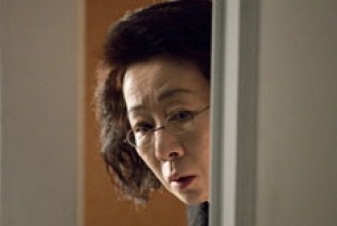 Youn Yuh-jung as Byung-sik