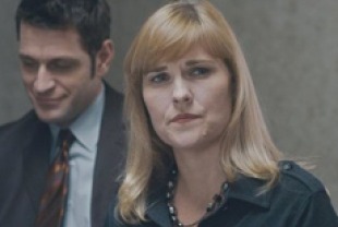 Kelly McAndrew as Eileen
