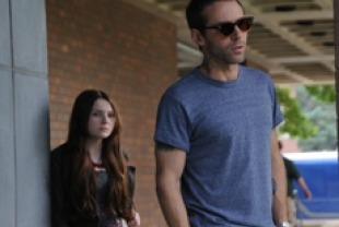 Alessando Nivola as Ethan and Abigail Breslin as Janie