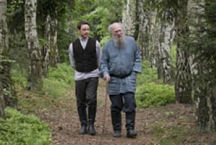 James McAvoy as Valentin and Christopher Plummer as Tolstoy