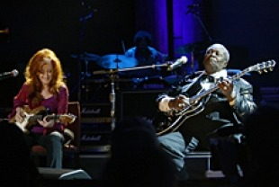 Bonnie Raitt and B. B. King