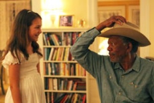Morgan Freeman as Monte and Emma Fuhrmann as Finn
