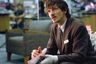 John Hawkes as Richard